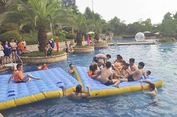 盛夏时光——迪比信可2014水上趣味运动会